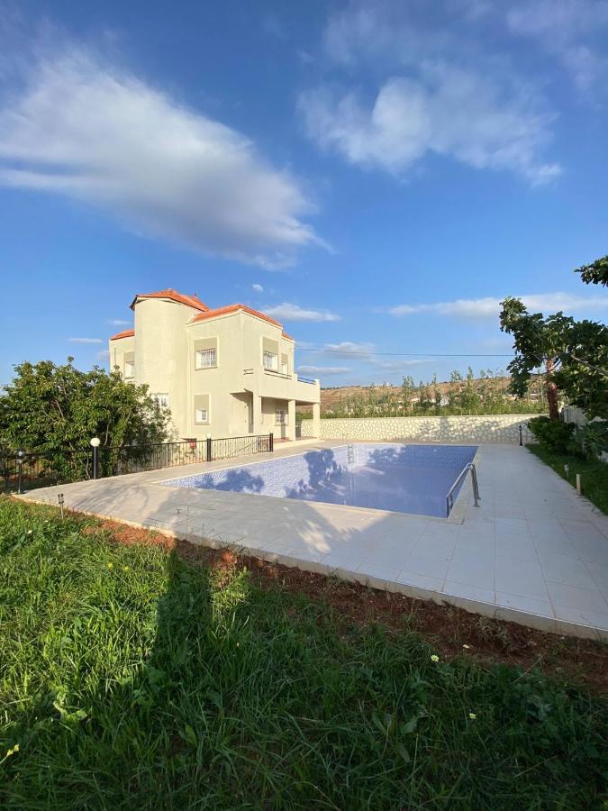 Haja - Beautiful With A Private Pool! Imouzzer du Kandar