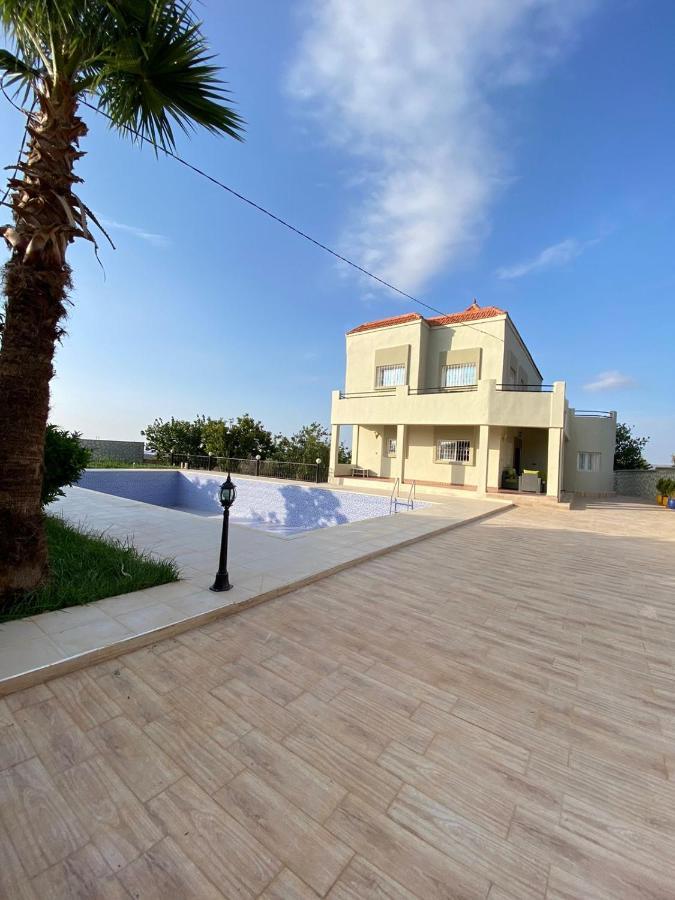 Villa Haja - Beautiful With A Private Pool! Imouzzer du Kandar