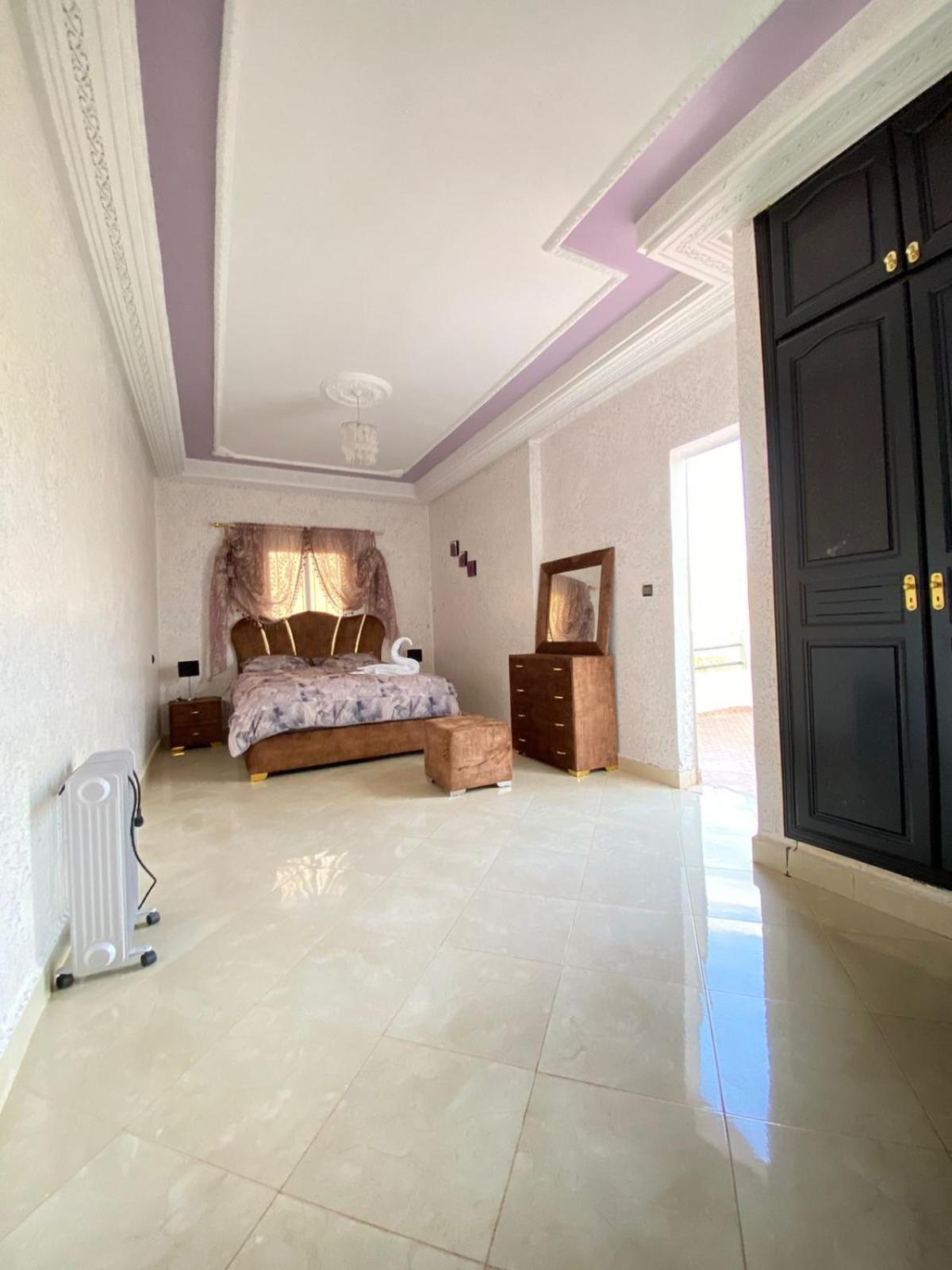 Haja - Beautiful With A Private Pool! Villa